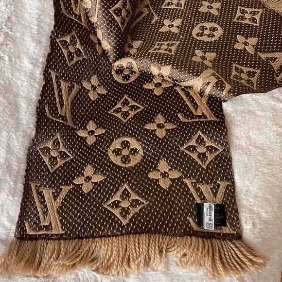 NWT Louis Vuitton Logomania jungle print scarf - Picture 5 of 8